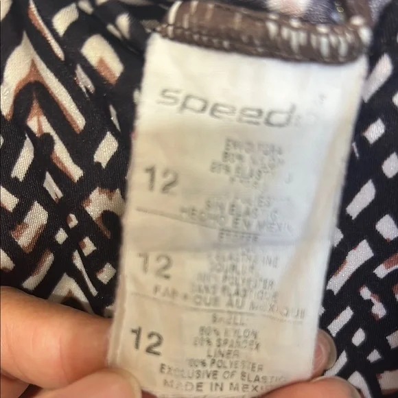 Speedo Black and White Swimsuit - Picture 2 of 4